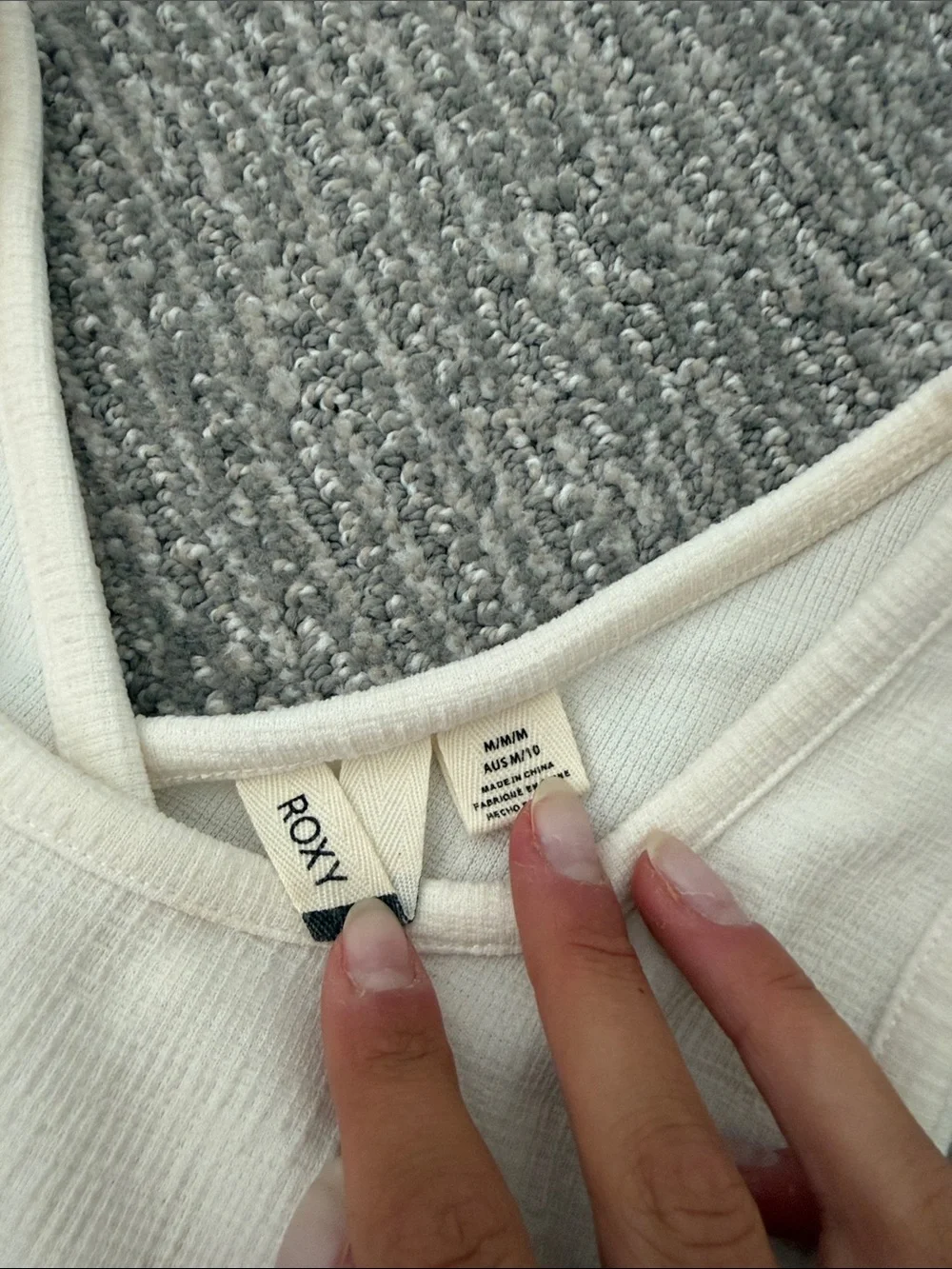 Roxy Cream Ribbed Cross-Back Crop Tank - Picture 2 of 3